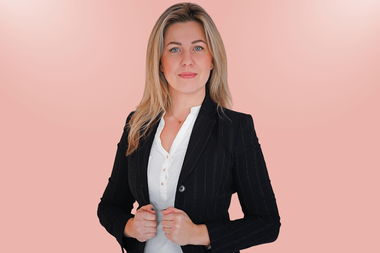 Julia Anstal