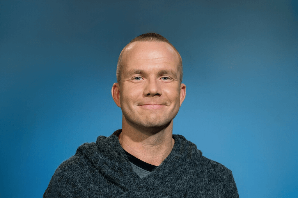 Lauri Liiv paroodianumbrid ja minikavad