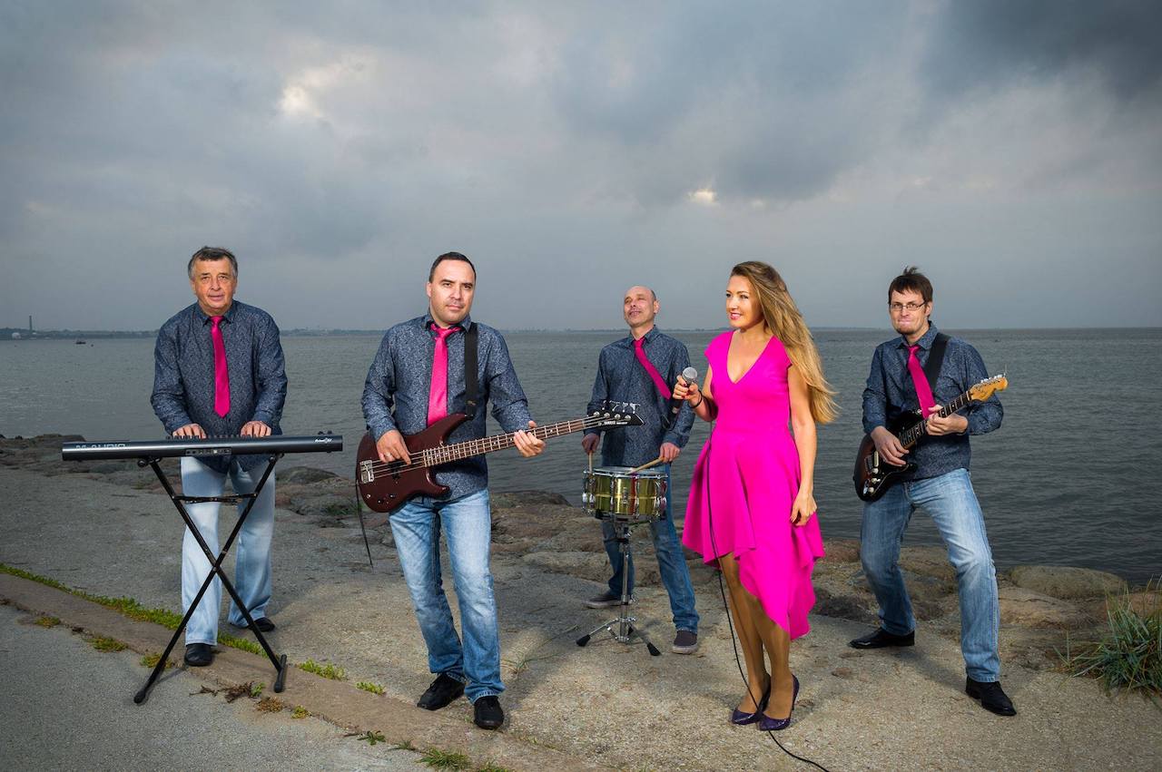 X-stream band