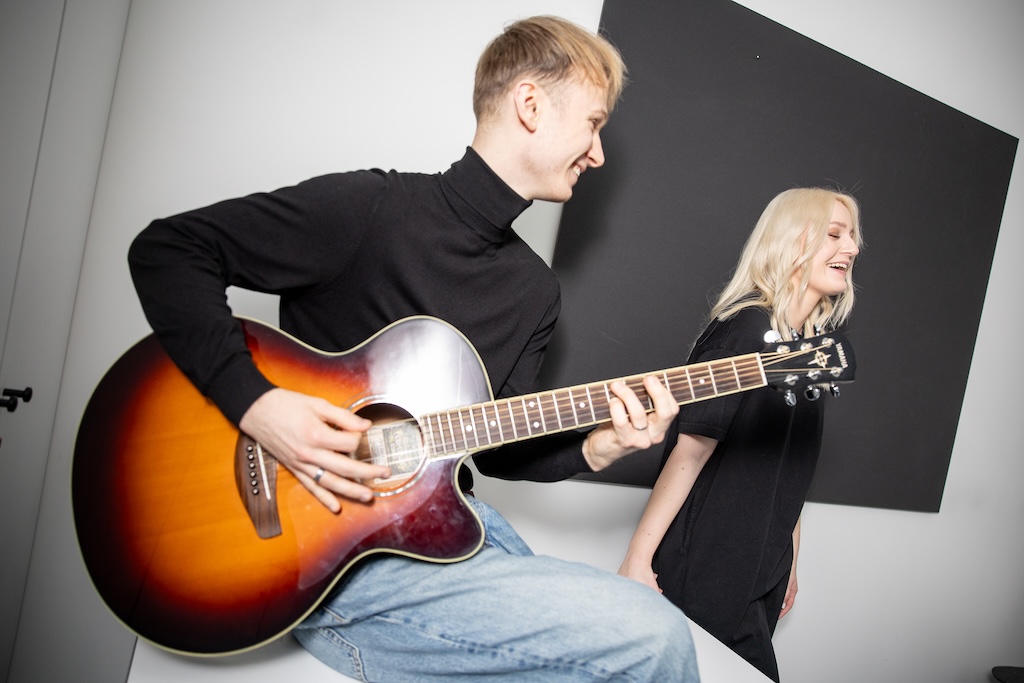LiiSiim duo: „Mulle endale meeldib meie repertuaari kohta öelda kultuurne popmuusika.”