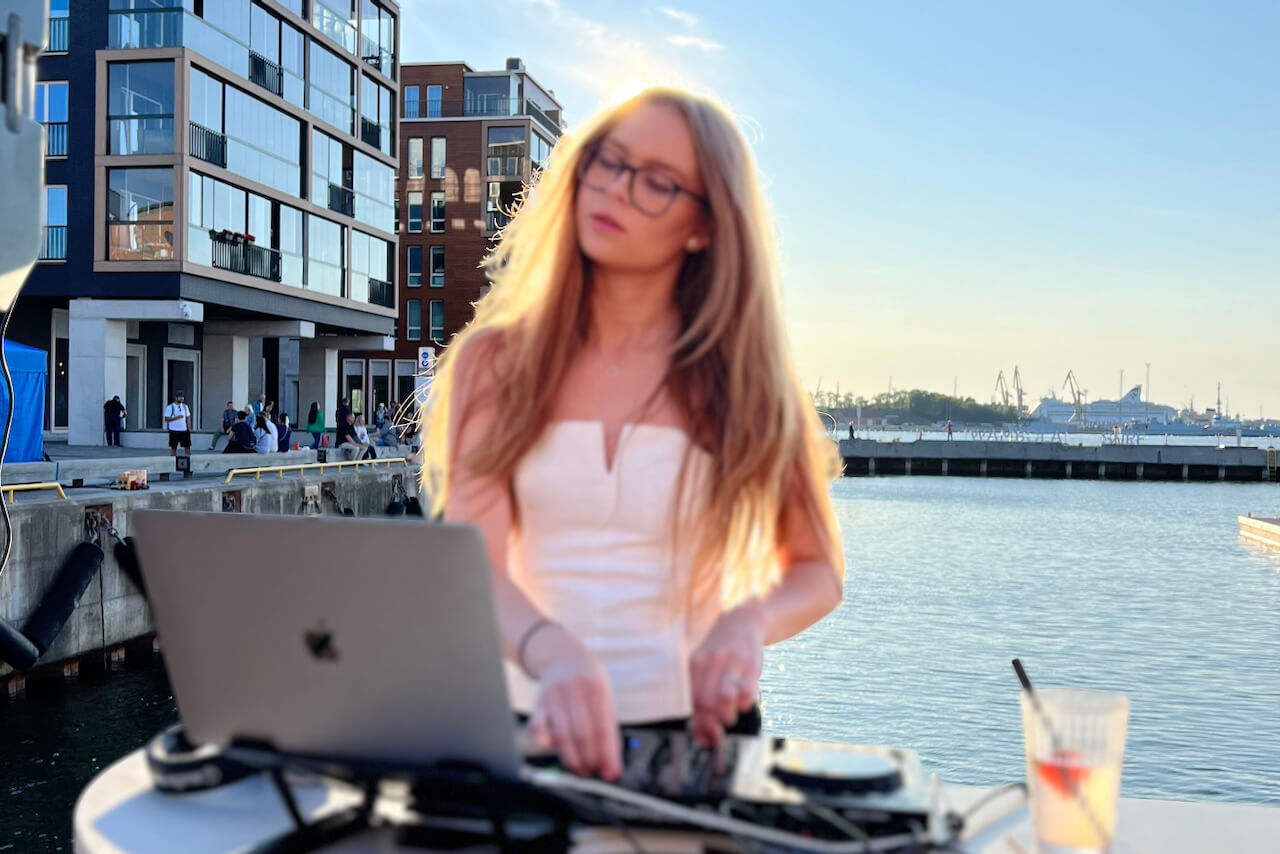 DJ Helerin