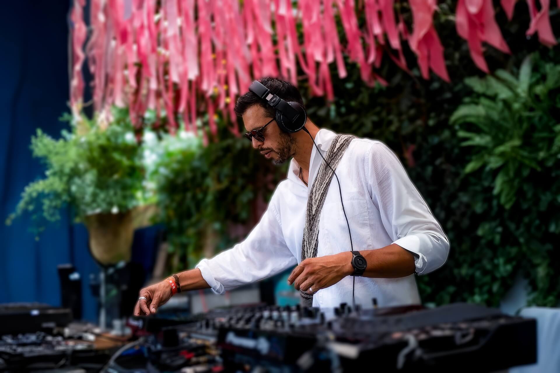 DJ Macondo Brown