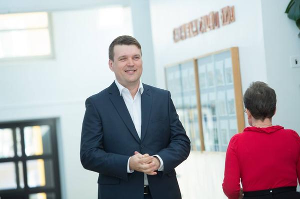 Intervjuu pulmaisa ja õhtujuhi Veiko Veiertiga